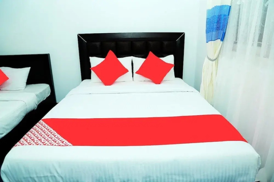 The Roadhouse Restro & Hotel By OYO Rooms