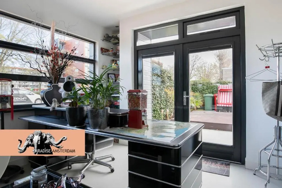 Paradise Amsterdam bungalow of 80 m2 with private pool, parking and free use of bikes included