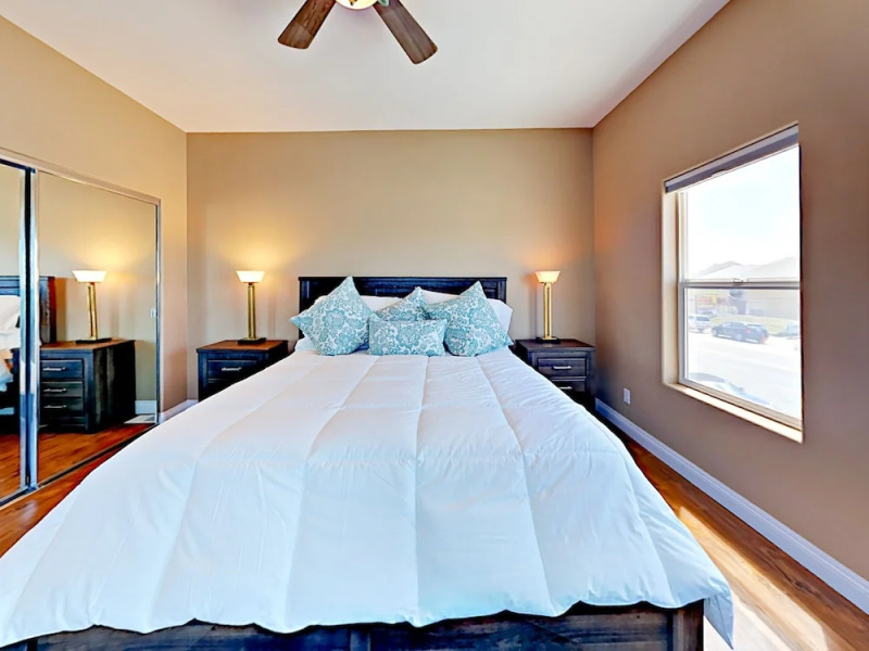 311 Pier Avenue Apartment 2 Bedrooms 1 Bathroom Apts