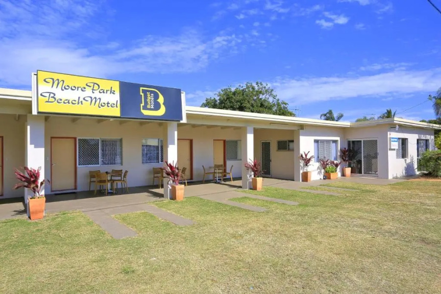 Moore Park Beach Motel