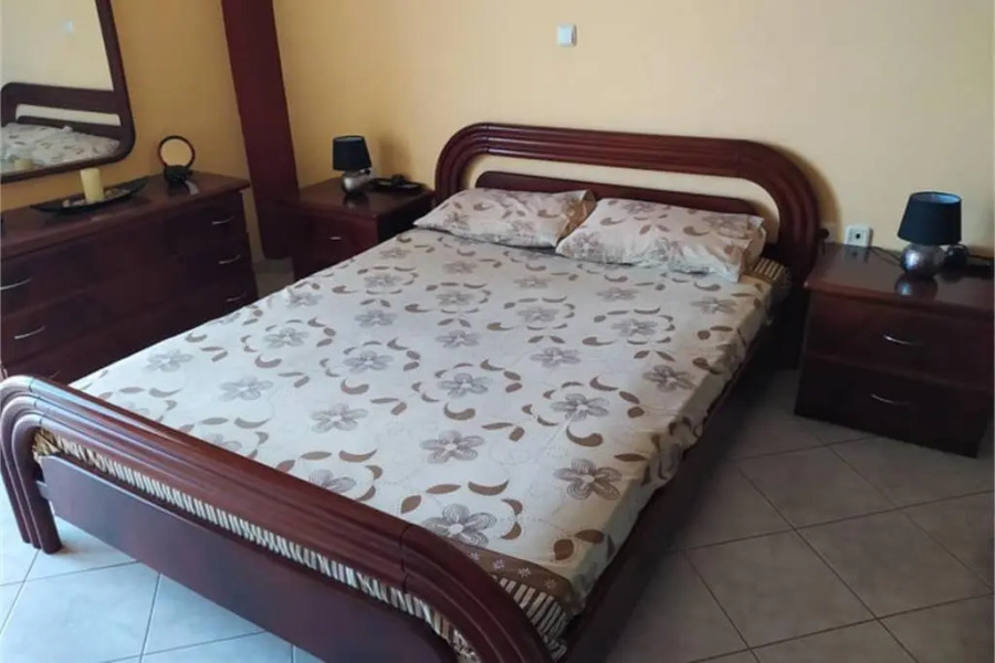 Vens apartment 90m2 at Eantio bay.