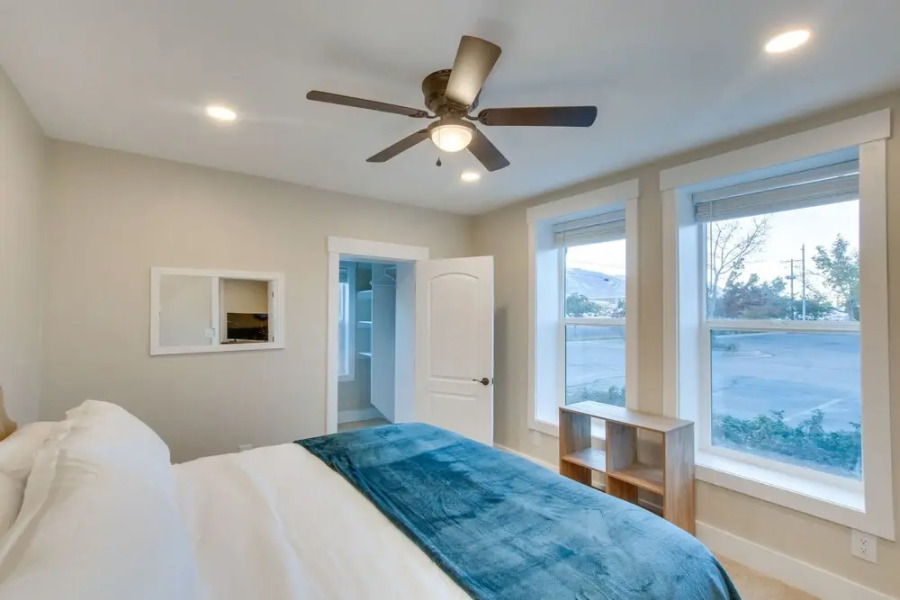 Stylish Logan Retreat w/ Smart TV + Central A/c!