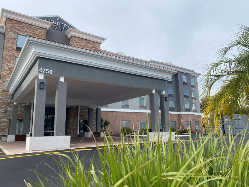 Country Inn & Suites by Radisson, RJ Stadium - Tampa Airport East