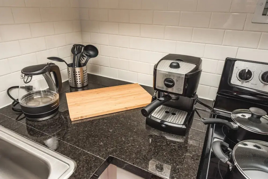 The Apple Theory on 19th