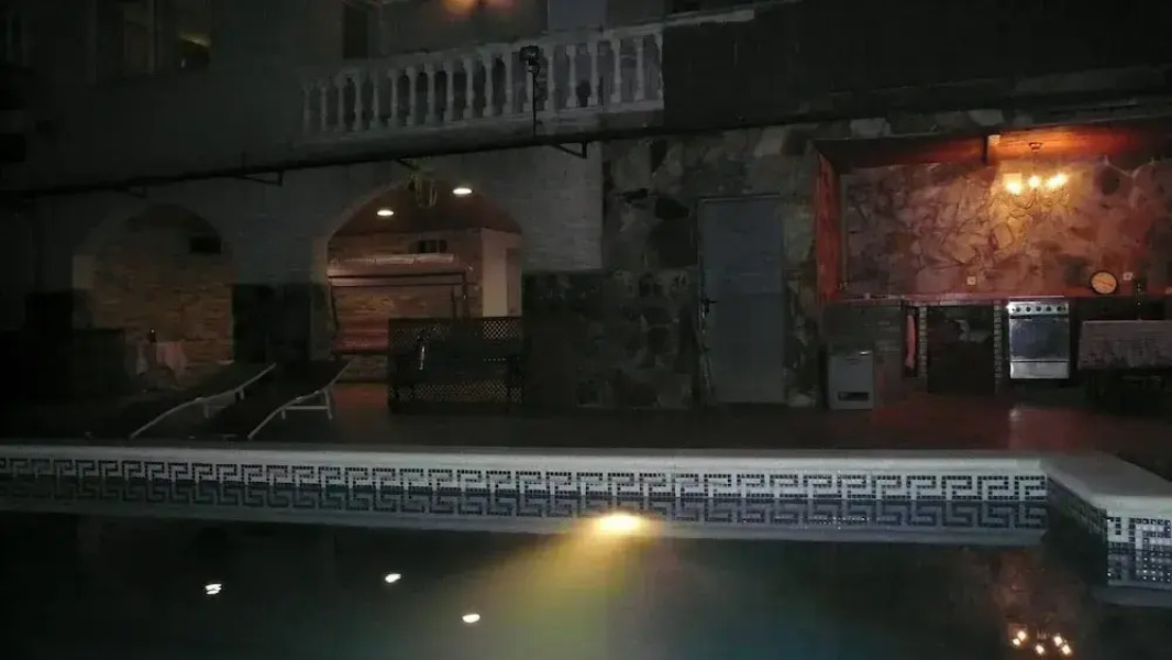 Villa a Step Away From Barcelona, Mountains and Beach