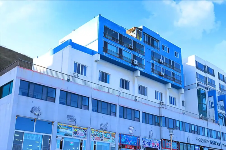 Donghae Marine Park Pension