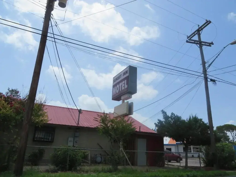 Sunset Inn Motel San Antonio