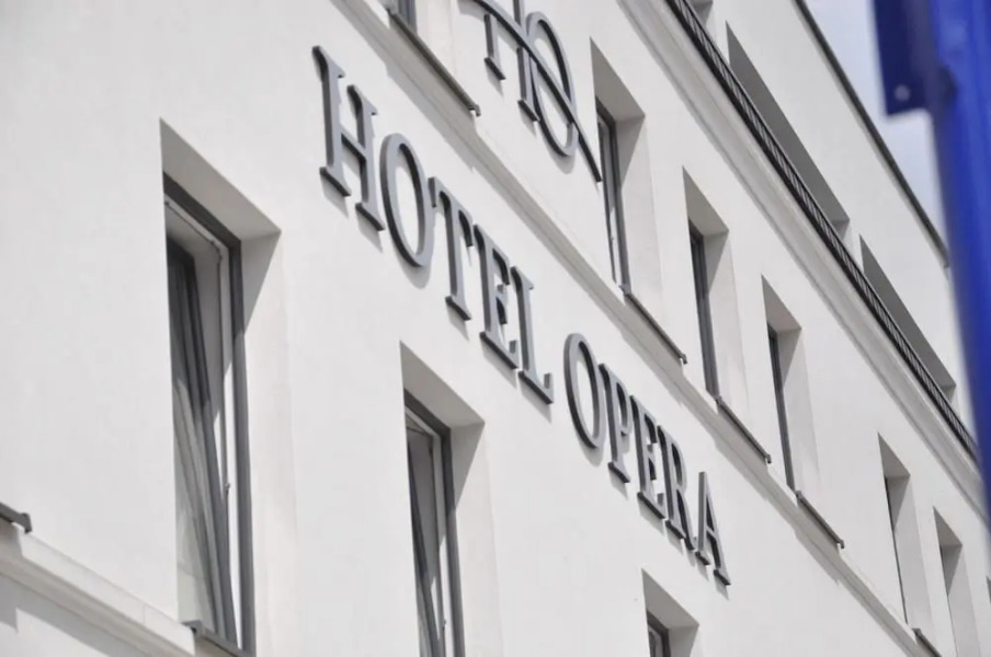 Hotel Opera