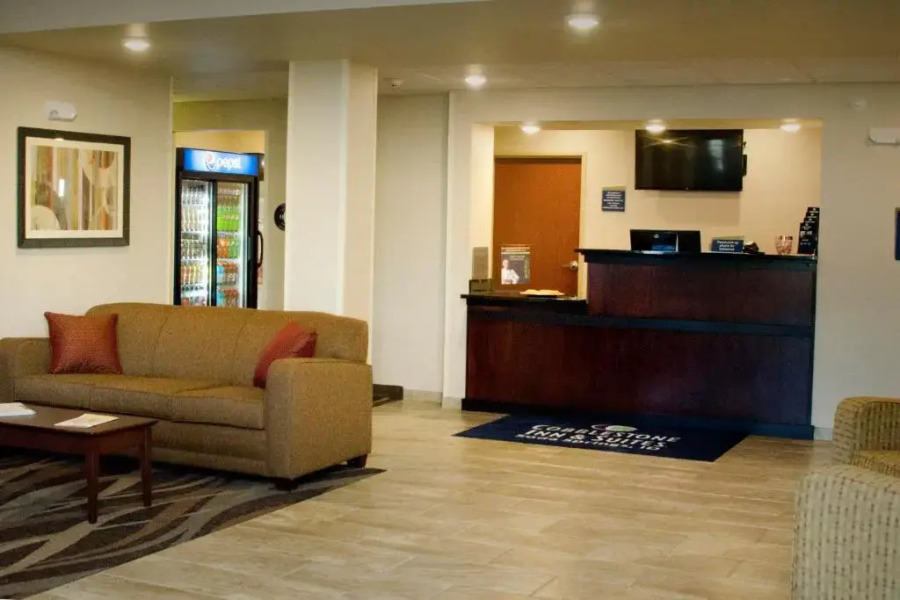 Cobblestone Inn & Suites – Soda Springs