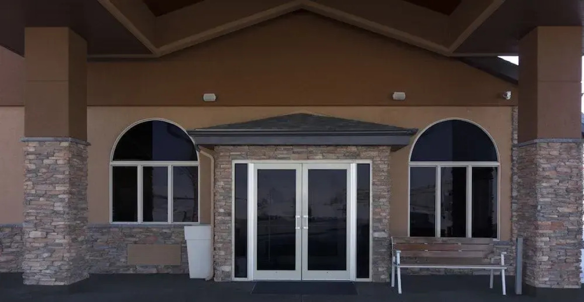 Miles City Hotel & Suites