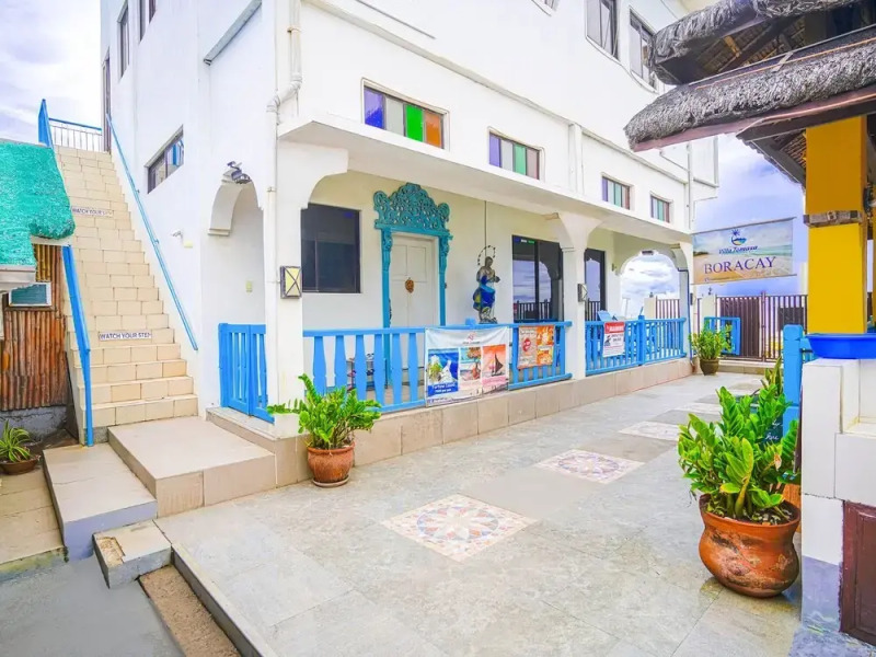 OYO 872 Villa Tomasa Beach Resort