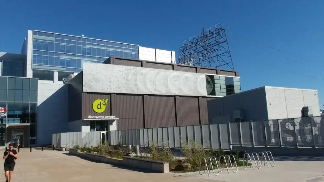 Moore Suites - Waterfront Place