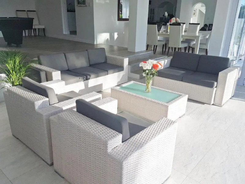 Strode House and Cottage