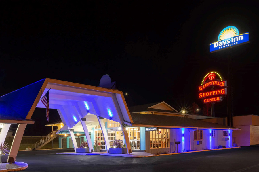 Rosewood Inn and Suites