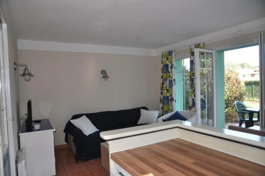 Maison jumelée dans residence avec piscine - 320