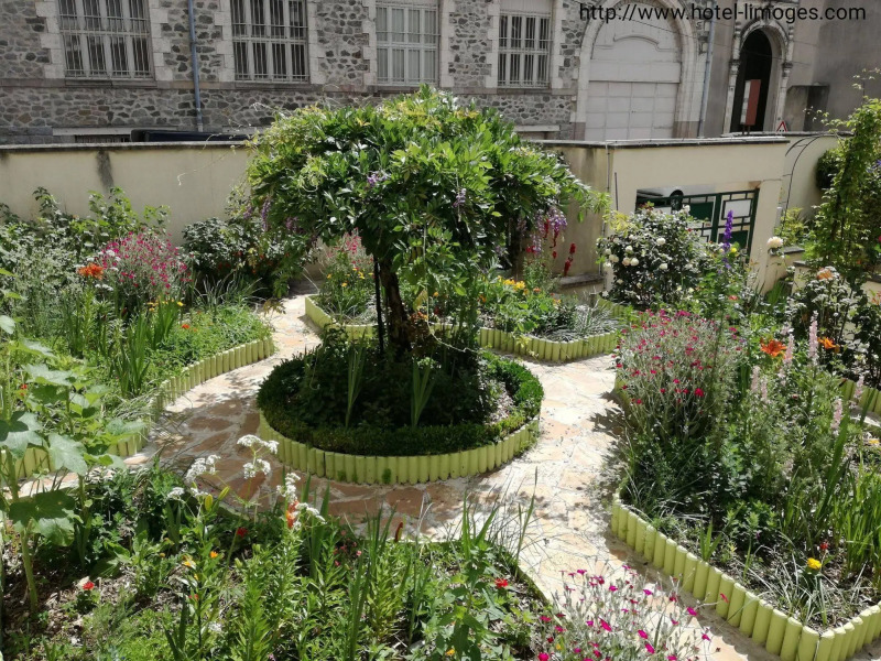 Contact Hôtel des Deux Moulins Limoges - Proche de la gare