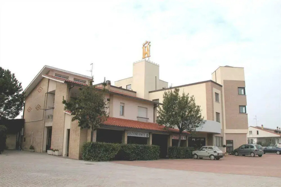 Hotel Lo Scudo