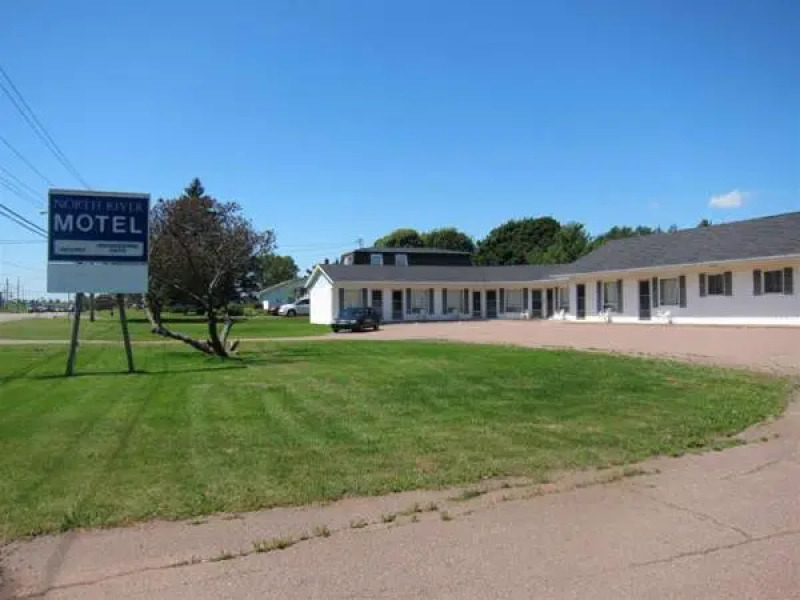 North River Motel