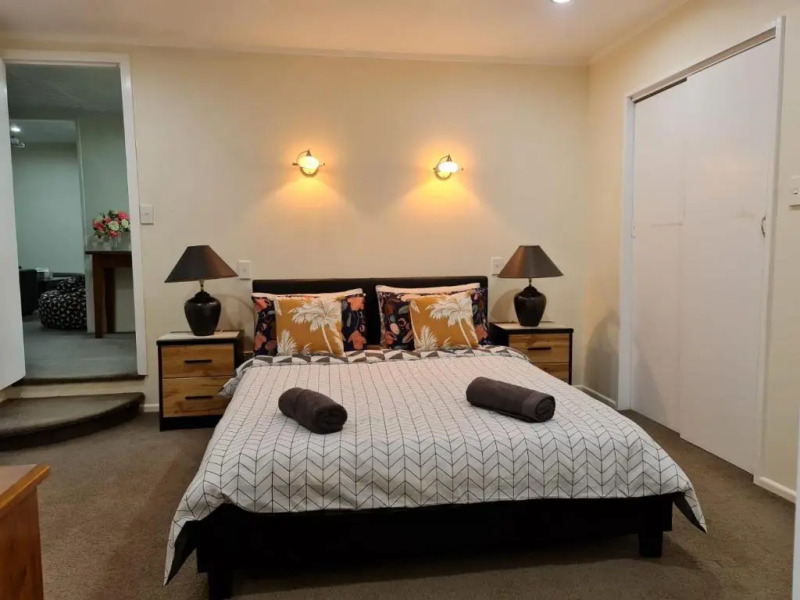 Hidden Gem And Entire Bungalow in Central Hutt