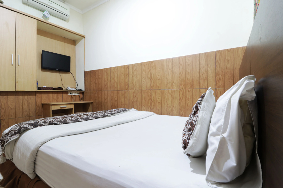 58 Guesthouse Tangerang by ZUZU