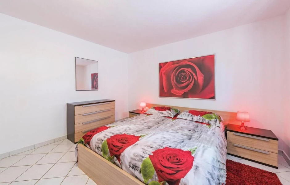 Nice Home in Kastelir With Wifi and 3 Bedrooms