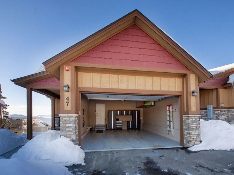 Rendezvous 47 Lookout Point