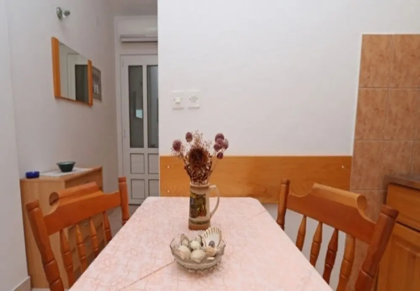 Mira - 10 m From Beach - SA3