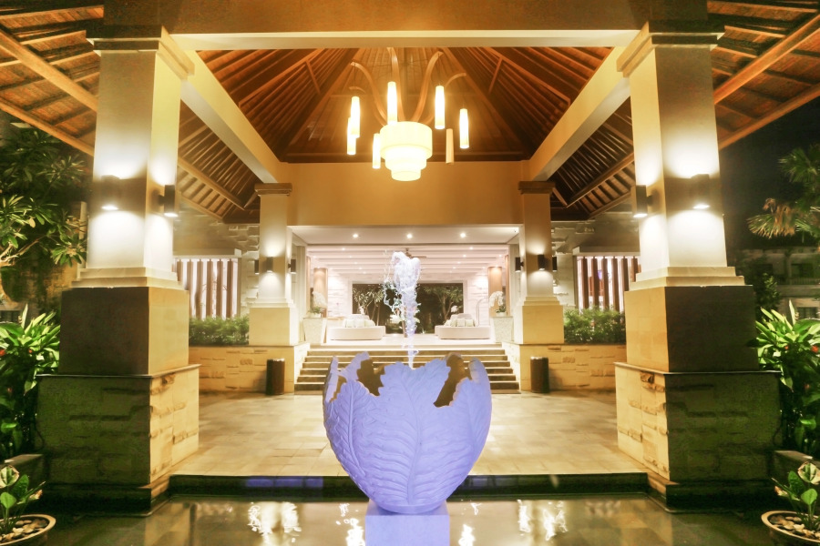 Отель Grand Whiz Nusa Dua
