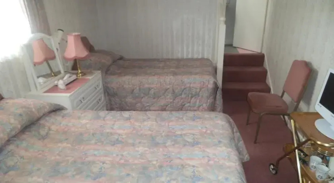 Hamilton House Bed & Breakfast