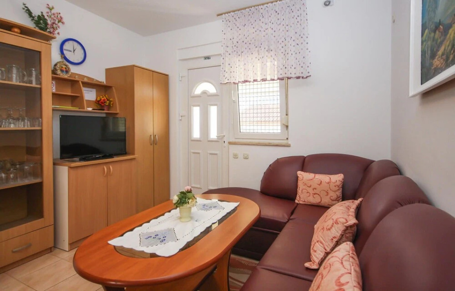 Amazing Apartment in Medulin With 1 Bedrooms and Wifi