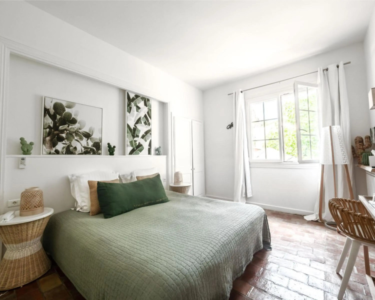 Hôtel de la Plage Mahogany