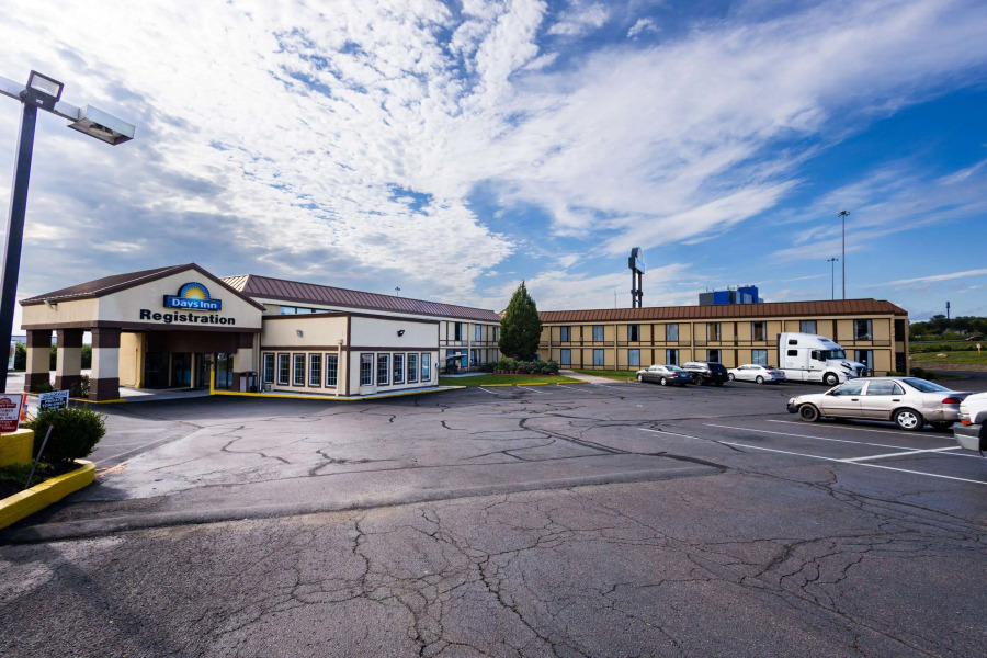 Days Inn by Wyndham Sharonville