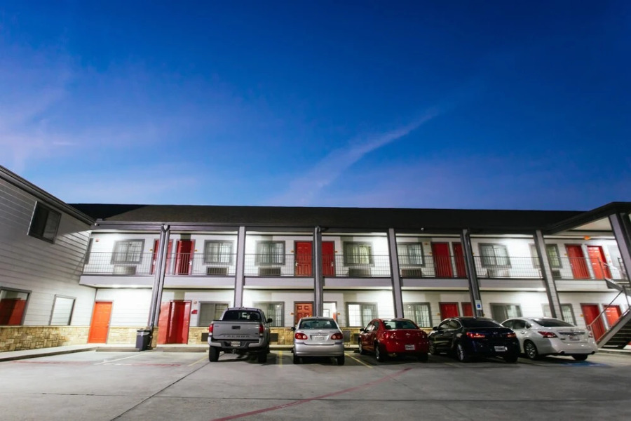 Palace Inn Baytown Spur TX-330