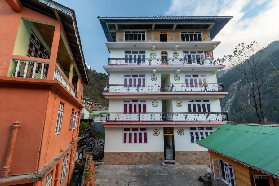 Magellan's The Grand Lachen