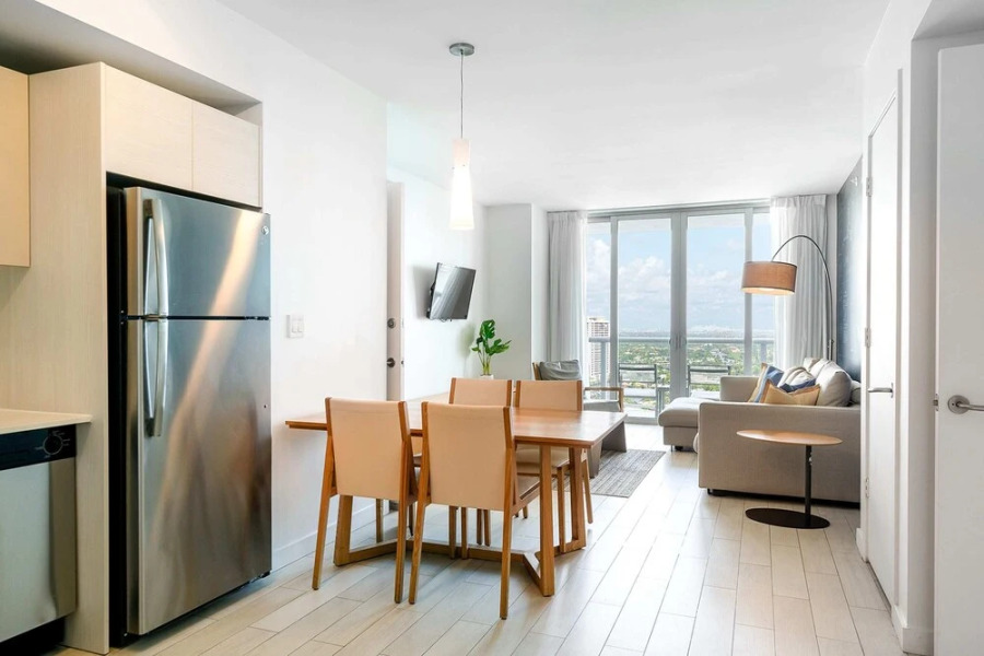 Beach Walk Resort Lux Apts by SV Rentals