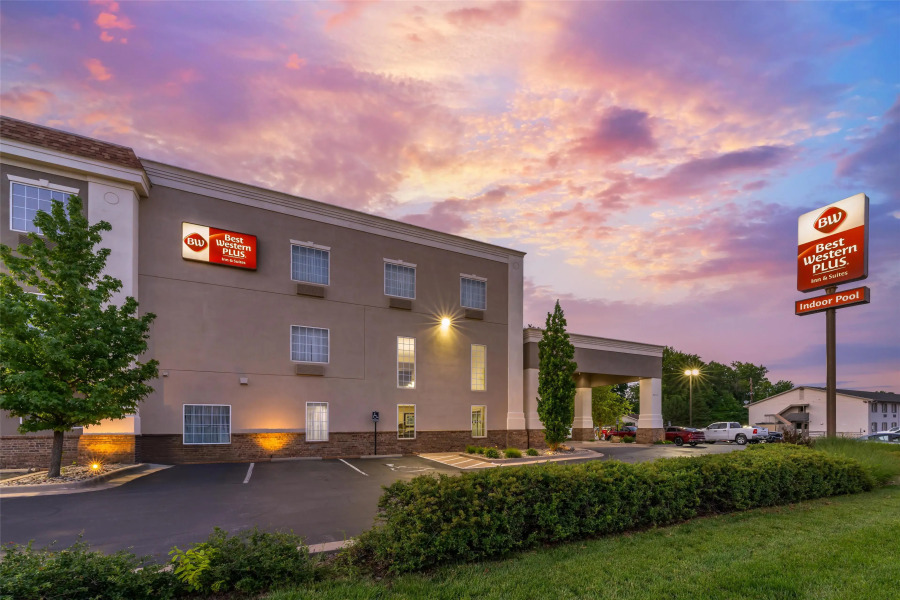 Best Western Plus Eastgate Inn & Suites