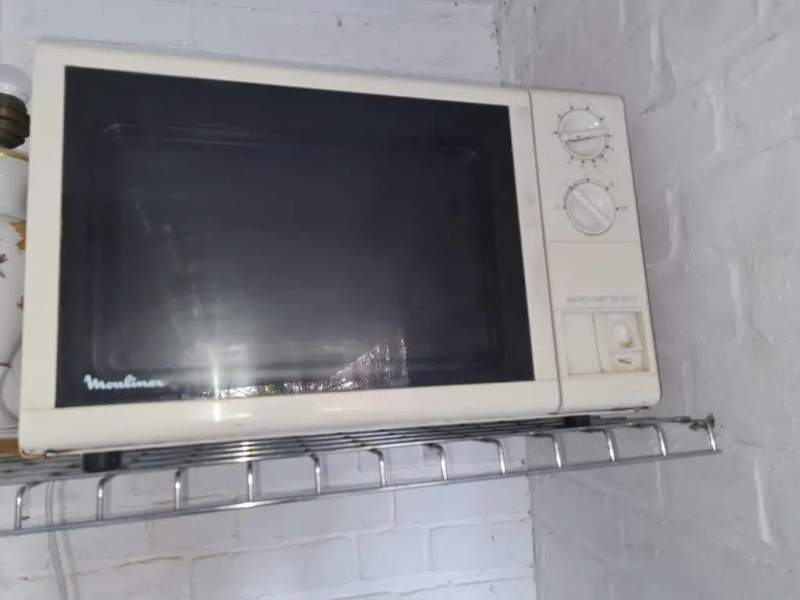 Ground floor in the 1st Area ,entire place ,private entrance