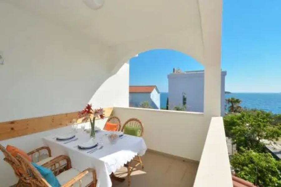 Apartments Vlah 1632