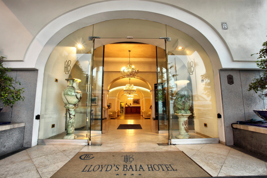 Lloyd's Baia Hotel