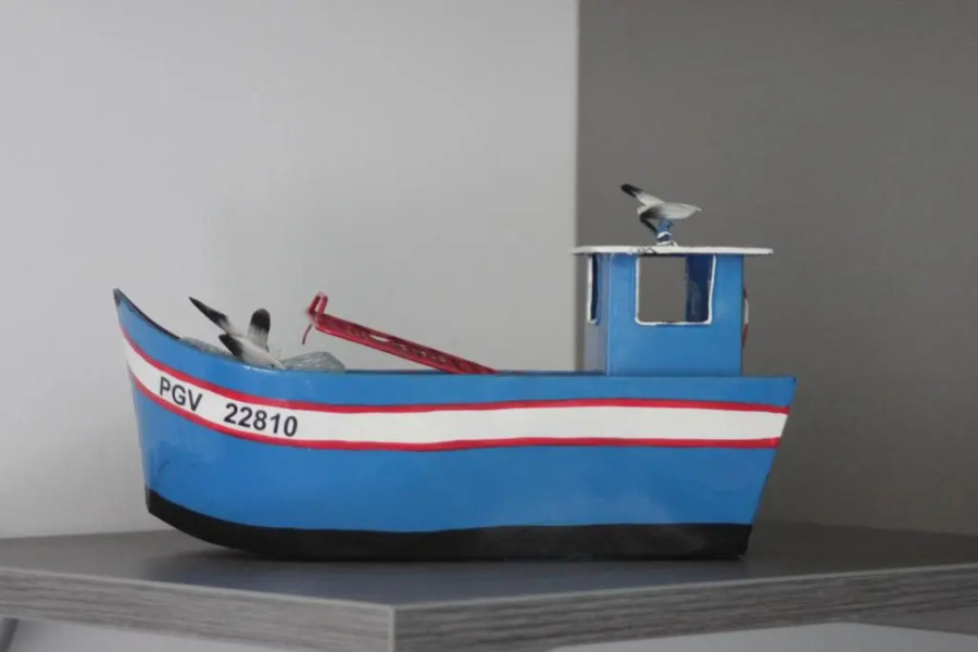 Maison du port, à 100 m de la mer jusqu'à 9 personnes