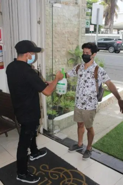 Hotel Riviera Del Sol