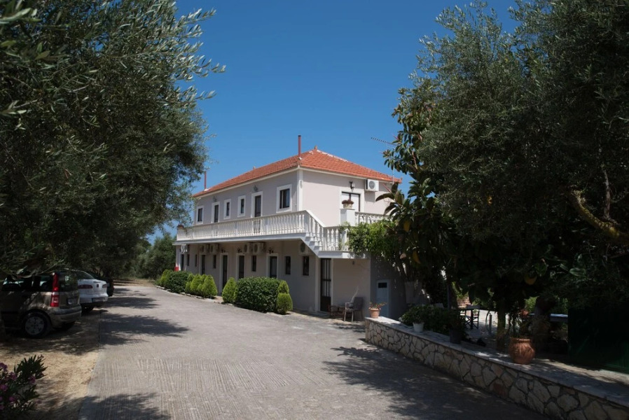 Villa Kapnisi