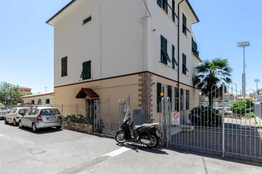 ALTIDO Couzy Flat in Chiavari