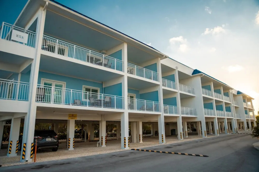 Sugarloaf Key Hotel at KOA Resort