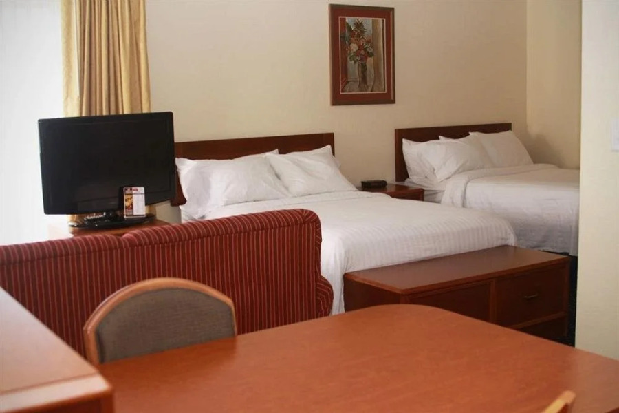 Gatehouse Suites East Lansing