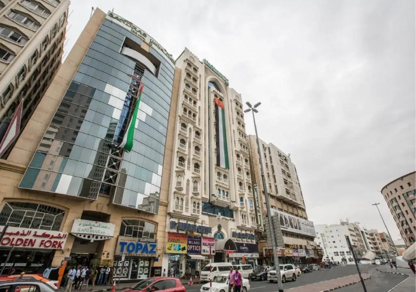 Landmark Plaza Hotel