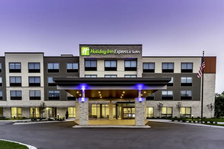 Holiday Inn Express Milwaukee West Allis, An Ihg Hotel