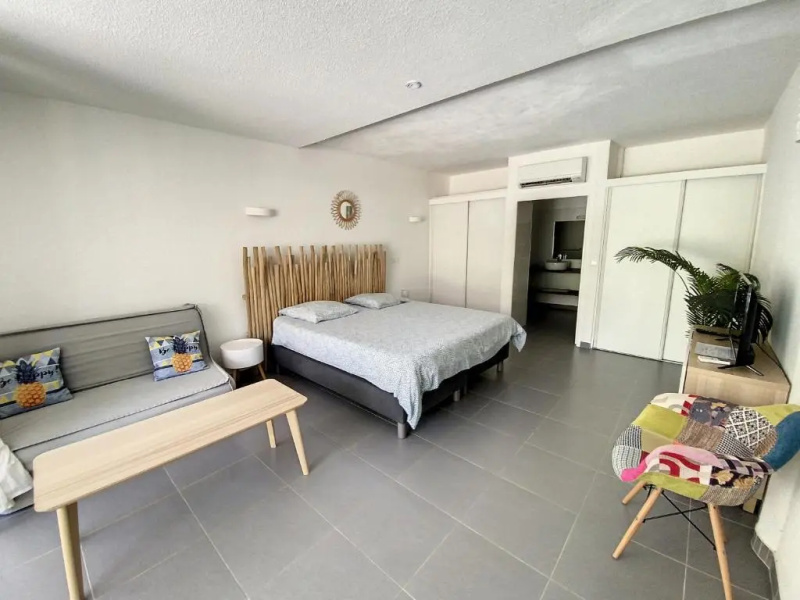 Beautiful suite S7, pool, sea view, Pinel Island