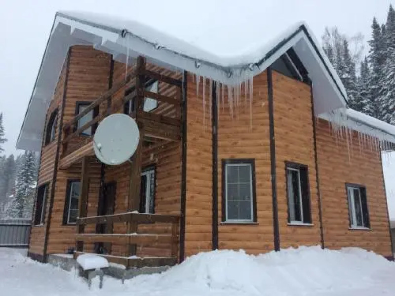 Guest House on Dalnyaya Kamenushka 243