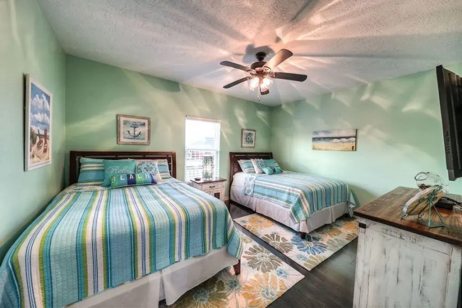 Once Upon A Tide 3 Bedroom Home by RedAwning